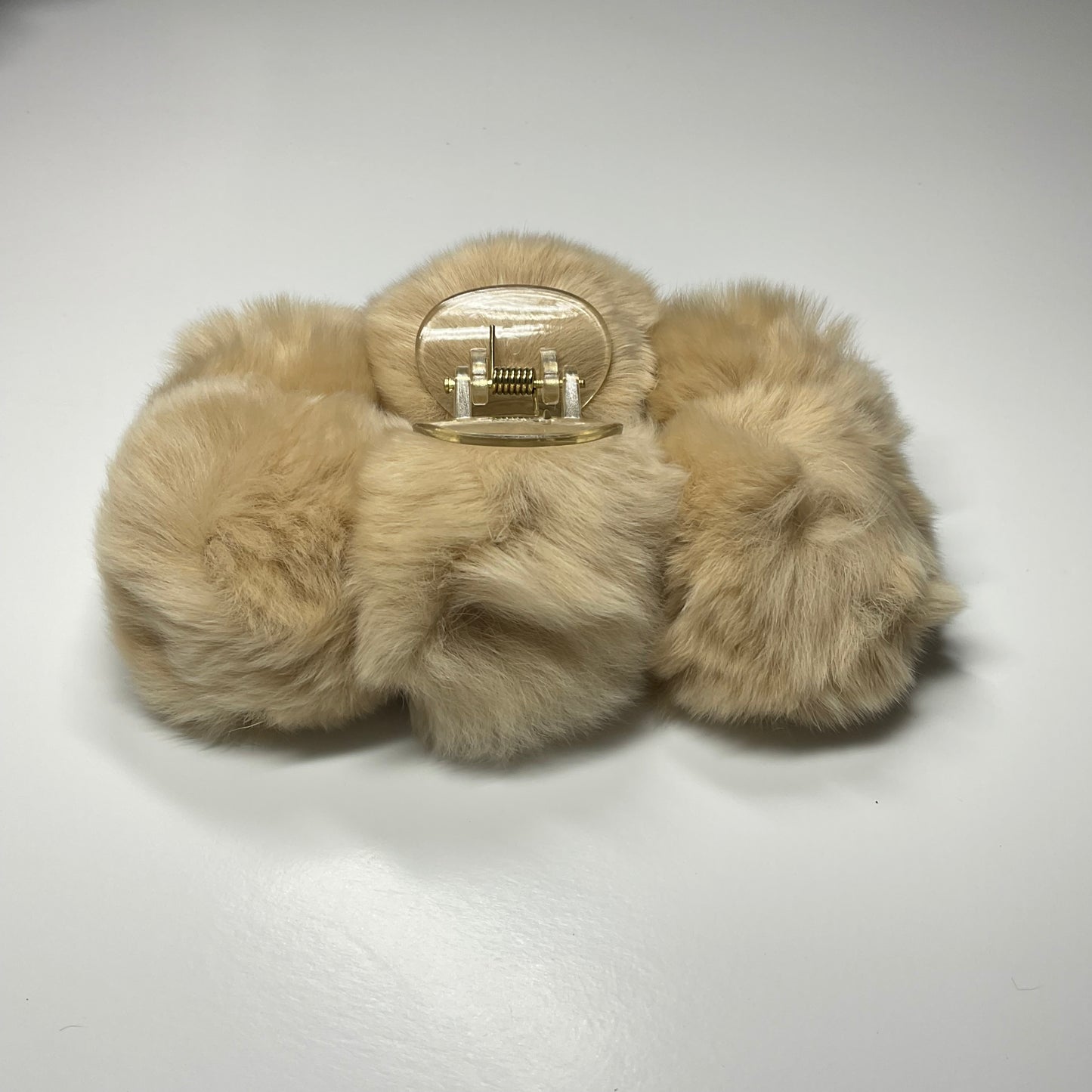 Extra fluffy clips