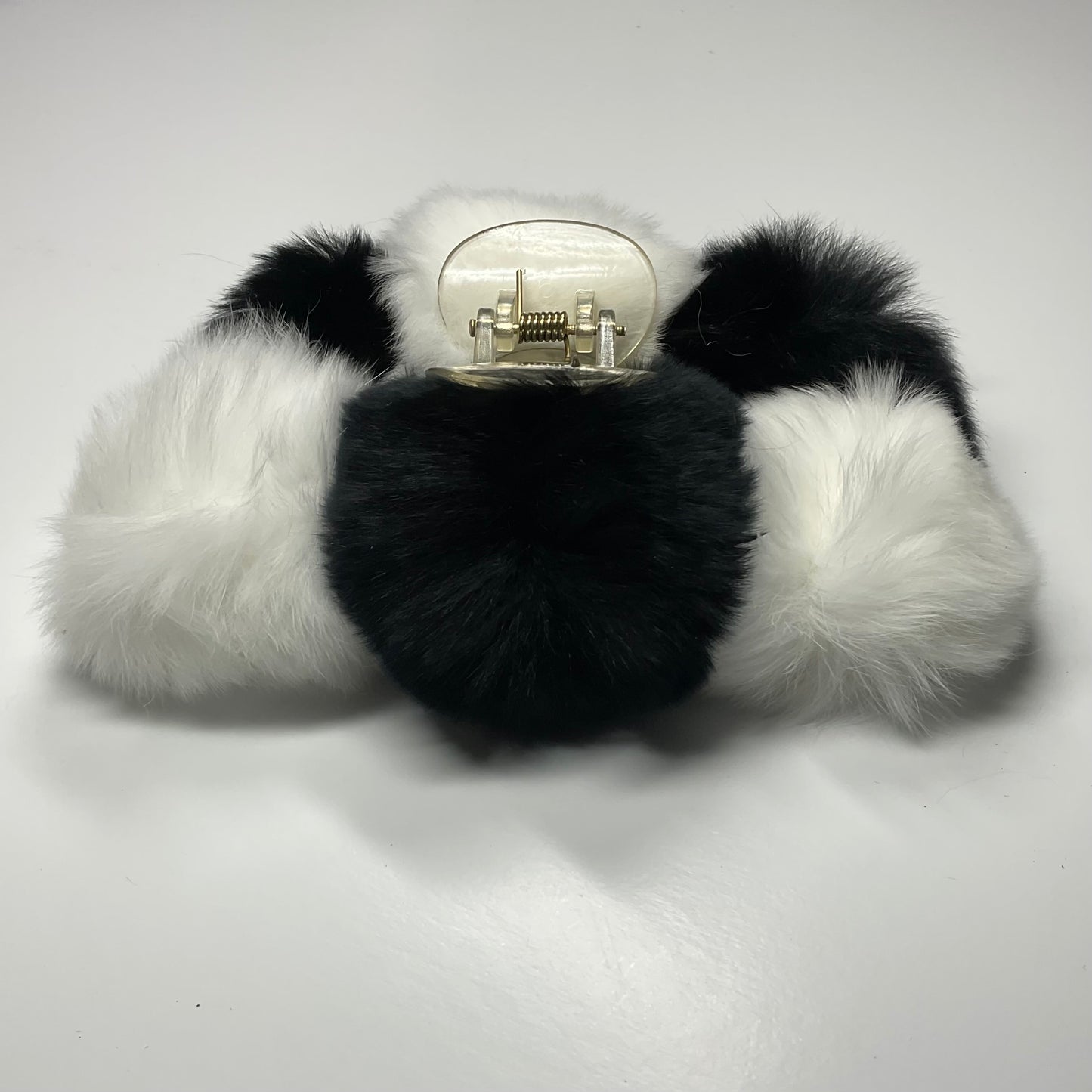 Extra fluffy clips