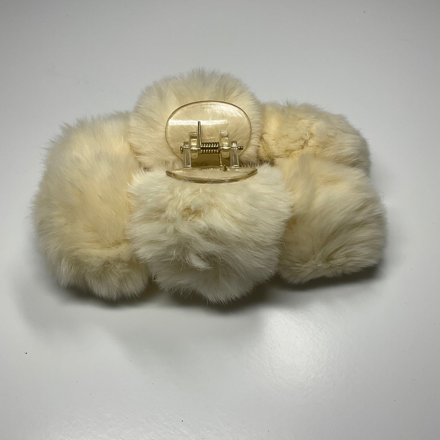 Extra fluffy clips